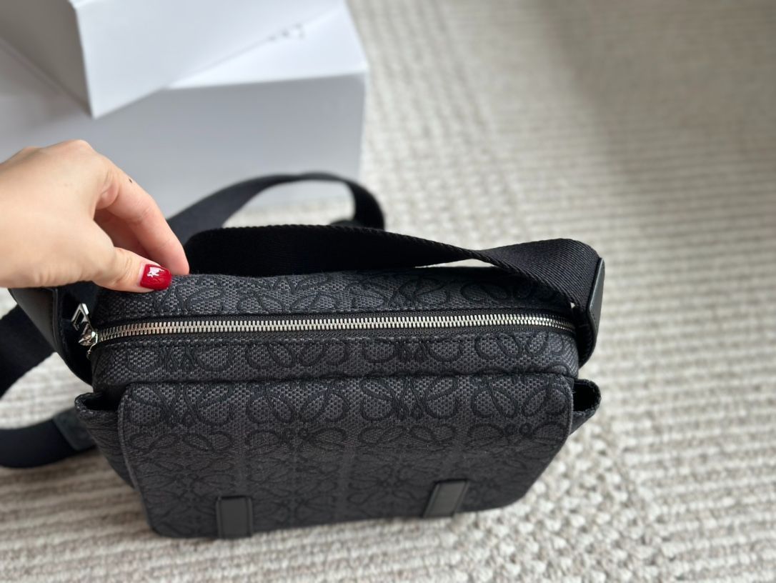 LOEWE|ロジェウィメンバッグ新型Militaryワイドショルダーストラッププリントカバー郵便配達バッグショルダーバッグショルダーバッグ-WTO輸入-WTO輸入1
