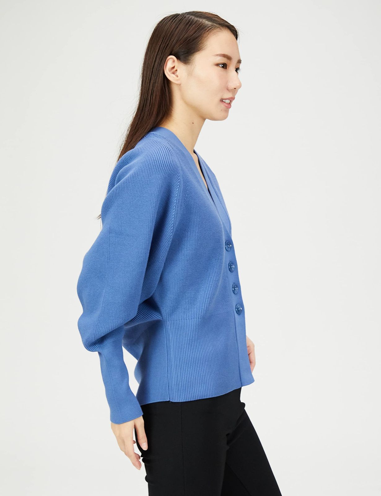 超激安価格で大放出！ 在庫セール レディース 017-2175001 フォルムニットカーディガン カーディガン ナチュラルビューティーベーシック タイムセールも有。