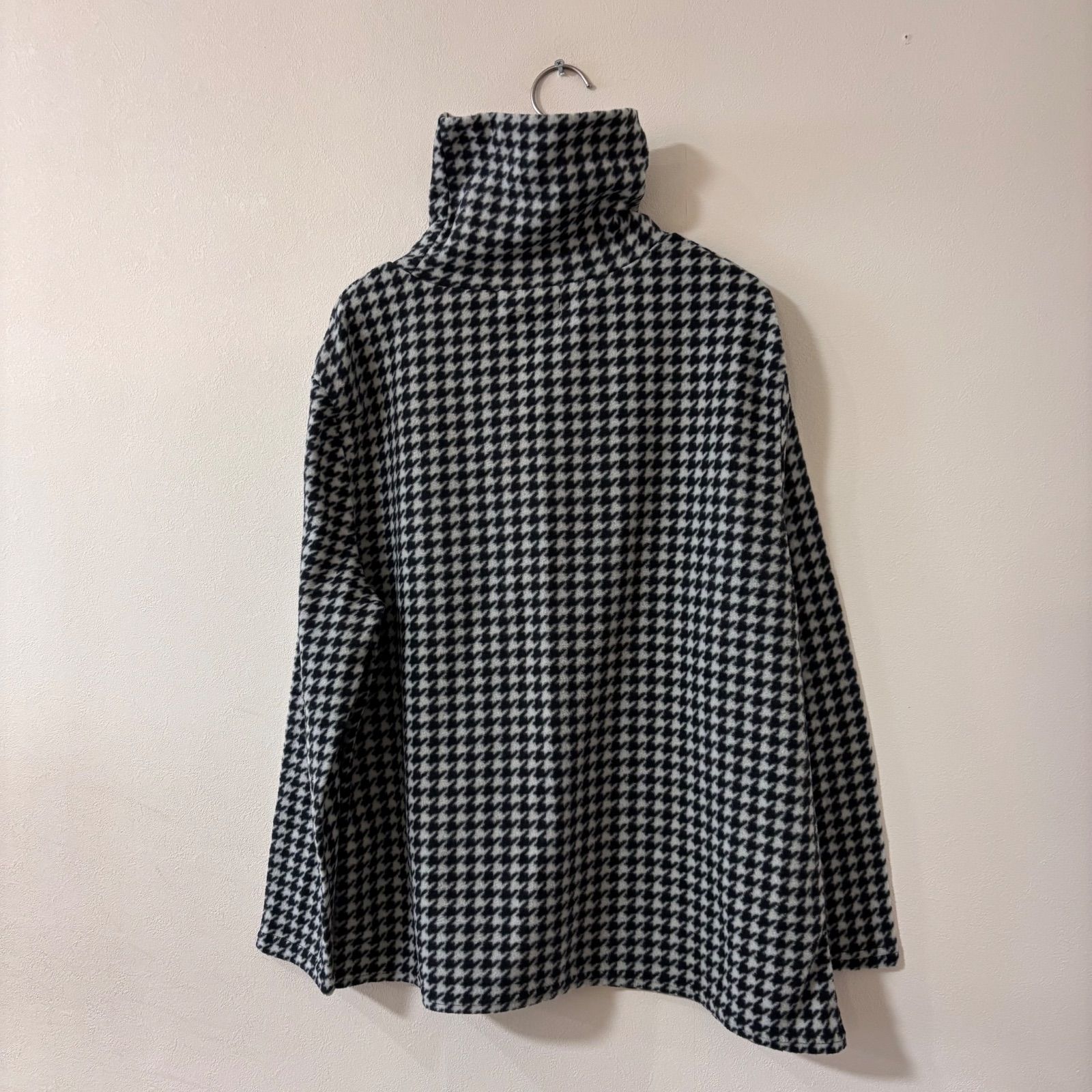 き*こ様 プリーツプリーズ　タートル　ハイネック　チェック柄　長袖　美品 25465）4Lサイズ 千鳥格子 フリース タートルネック - メルカリ