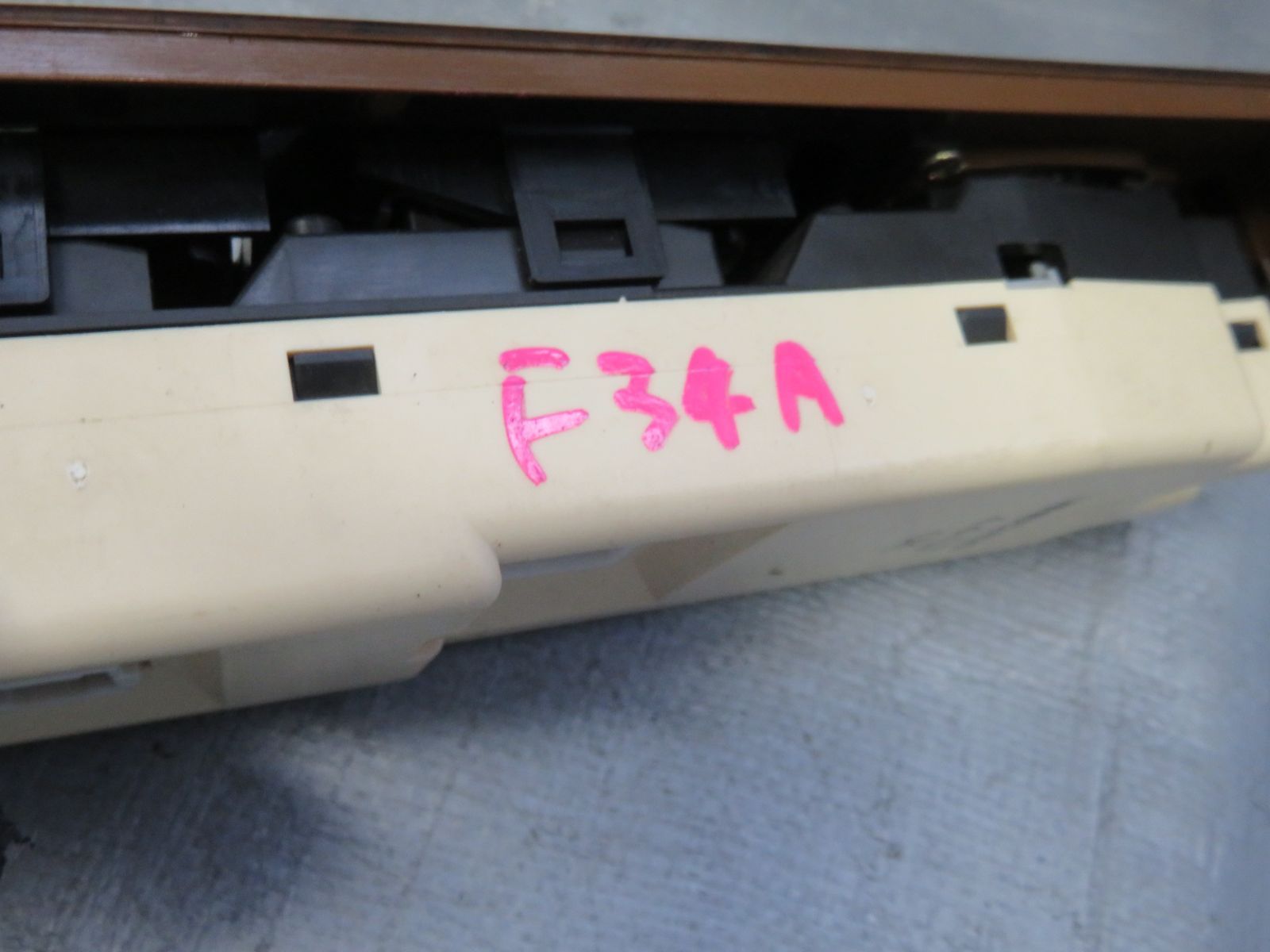 ☆STD5773/三菱 ディアマンテ F31A F34A 純正 パワーウィンドウ