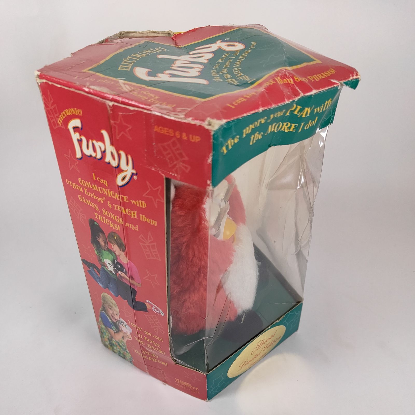 ☆【未使用】 ファービー クリスマス 限定版 赤×白 英語版 ☆ - メルカリ