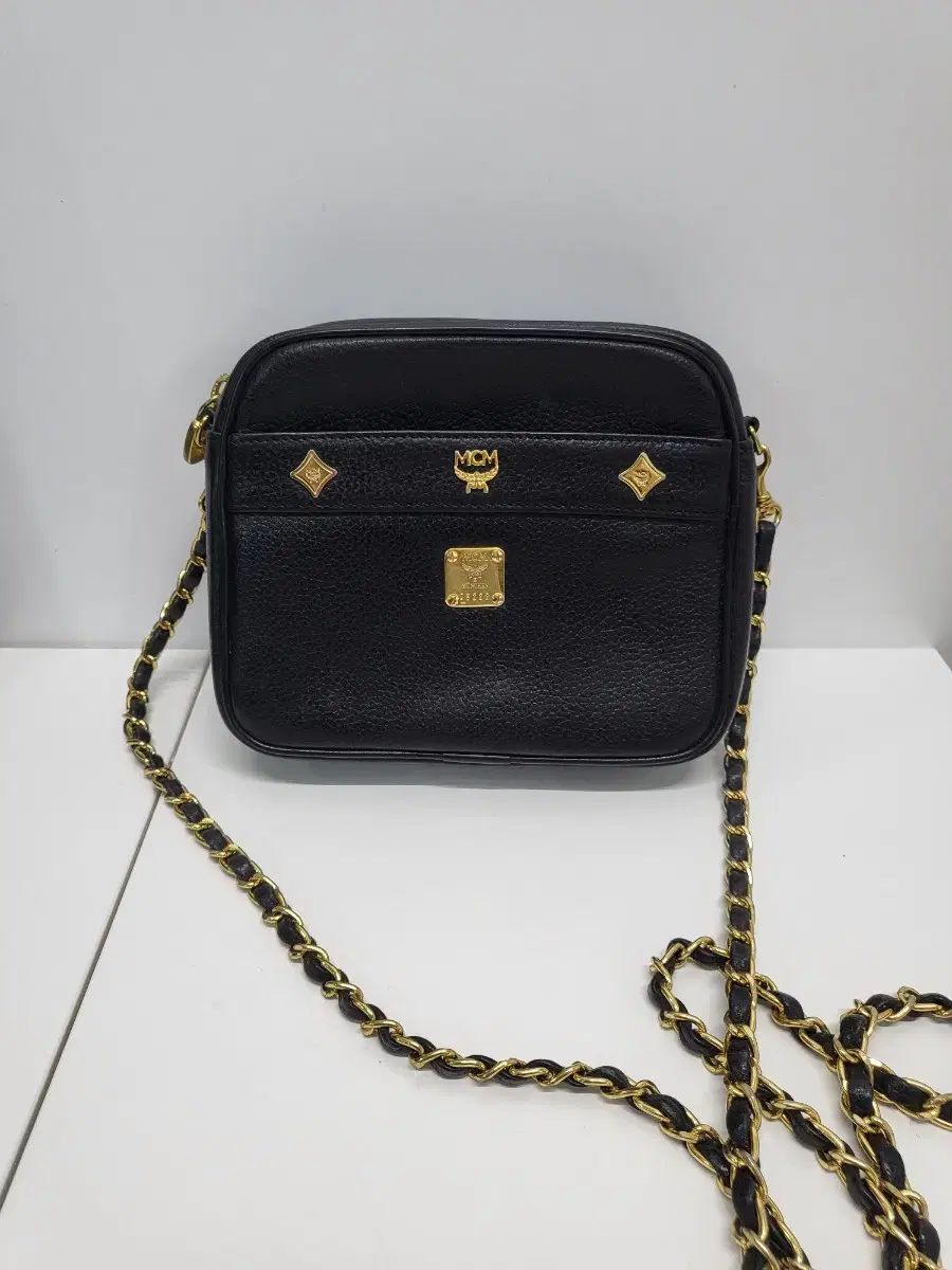 MCM クラシックミニクロスボディバッグ 送料無料