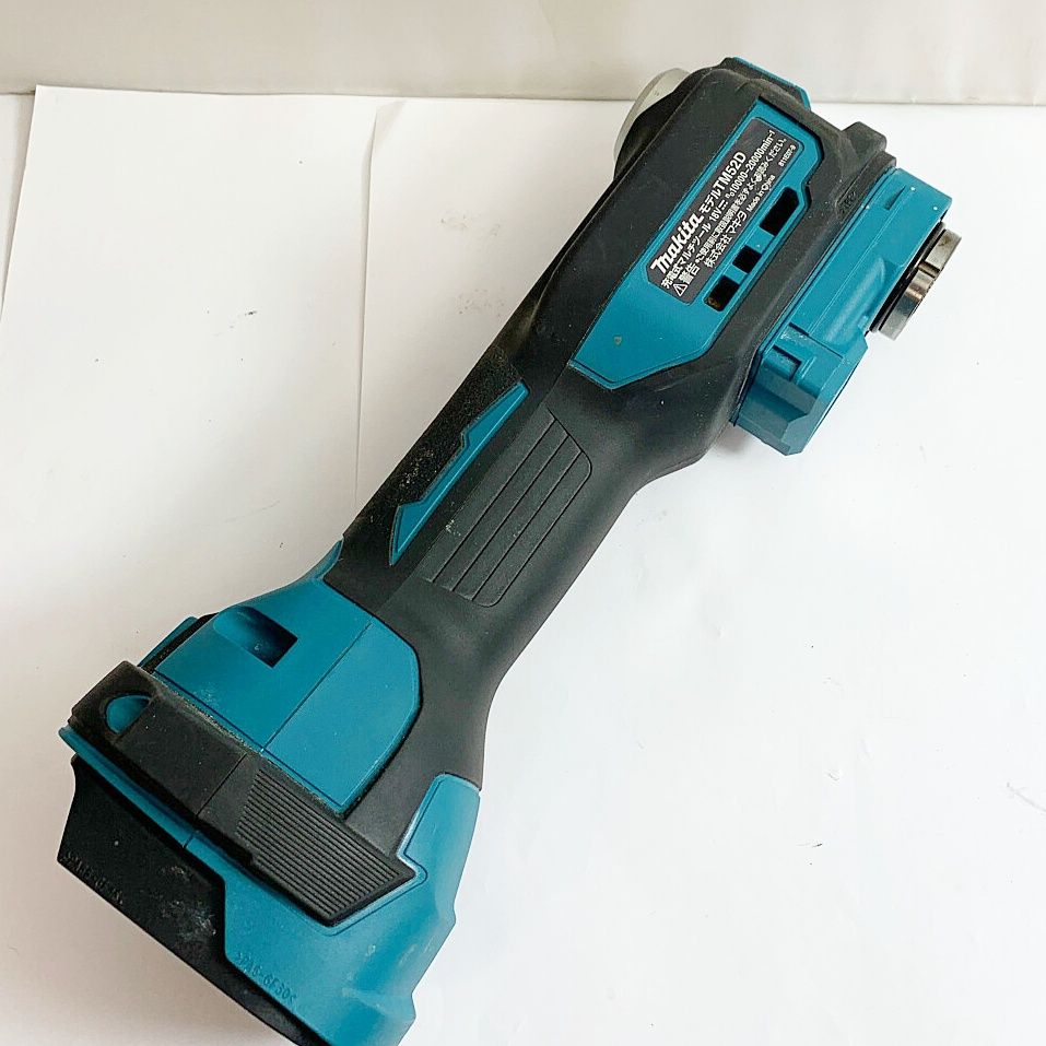 ♭♭MAKITA マキタ 18V 充電式マルチツール　本体のみ TM52D