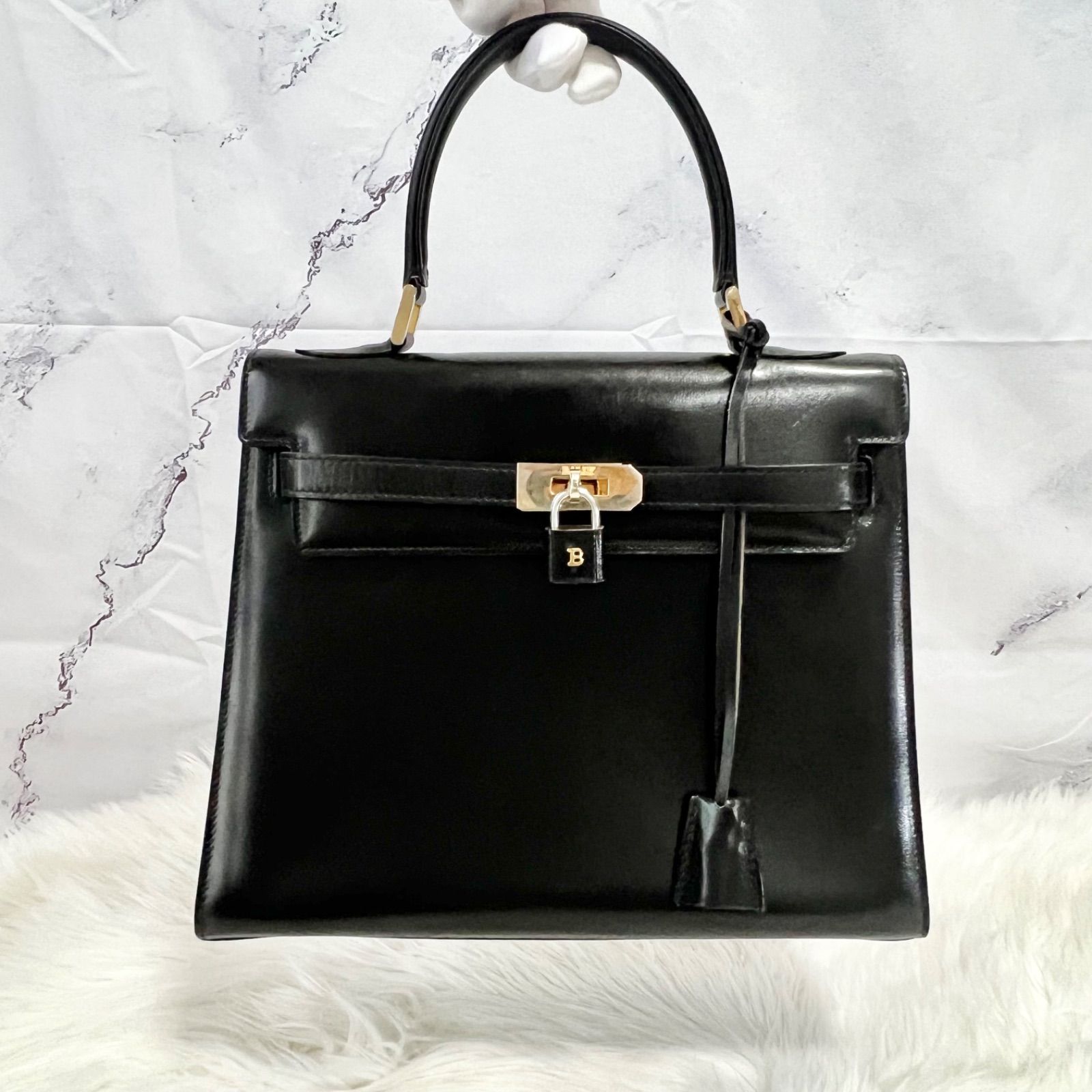 BALLY Bally バリー レザー ハンドバッグ 黒 ブラック 南京錠 ワン