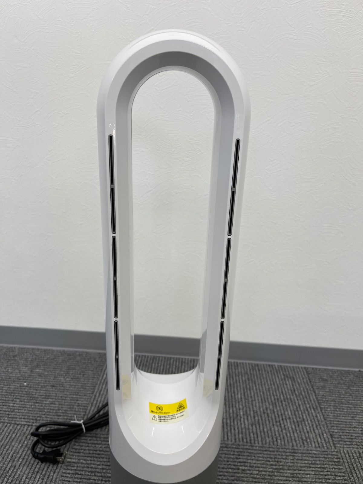 ❤️新品未使用❤️羽なしタワーファン　扇風機　冷暖兼用 温風 冷風 左右首振り Amazon | 扇風機【冷暖房兼用・羽なし】 タワーファン 8段階送風