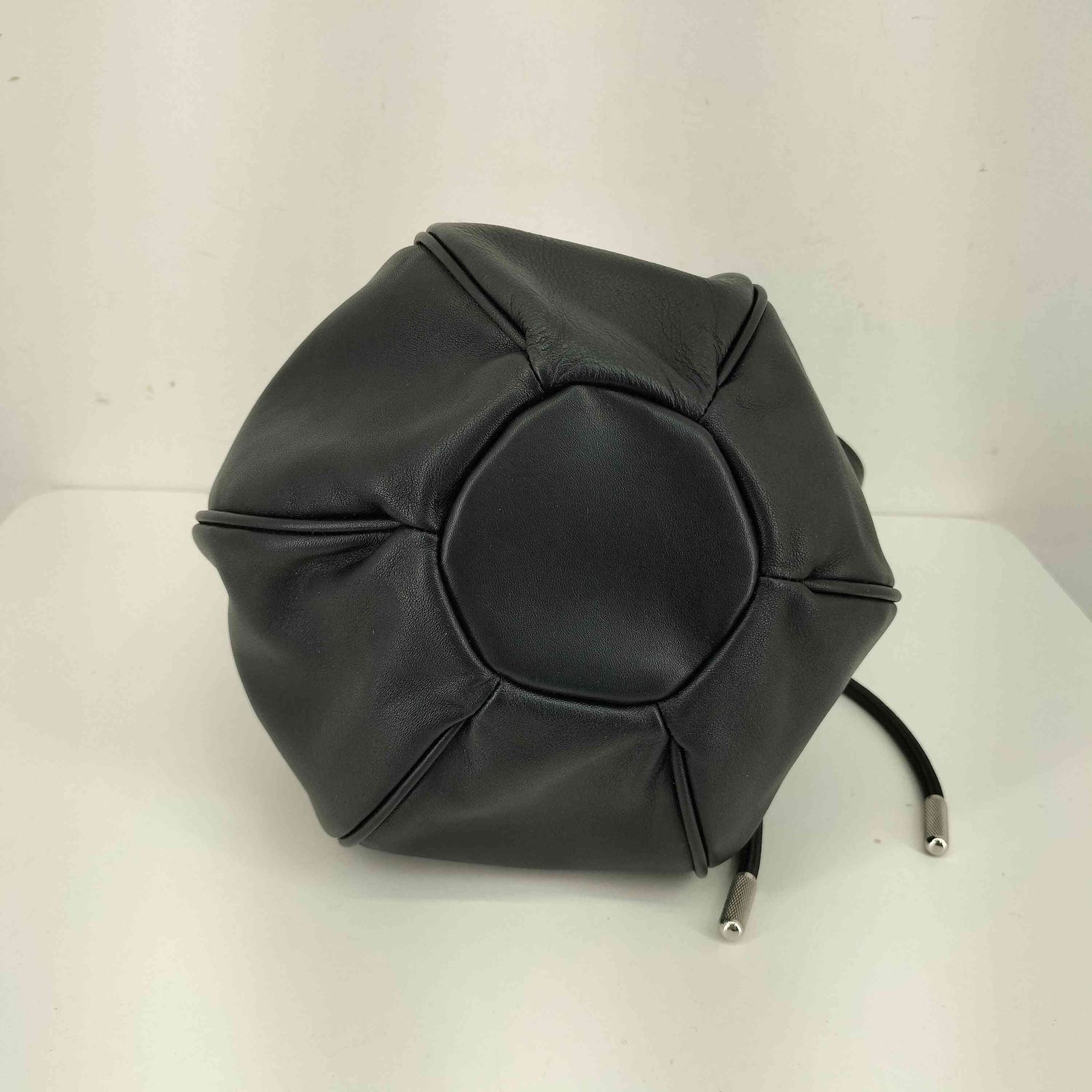 【ディーゼル】nelli bucket 2way ネリー　ブラック　巾着　保存袋 ディーゼル nelli bucket 2way ネリー ブラック 巾着 ロゴ 保存