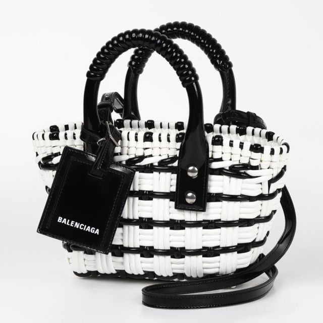 BALENCIAGA 678028 2105J 9060 XXSショルダーバッグ BALENCIAGA バレンシアガ 678028 2105J 9060 XXS ストラップ付き