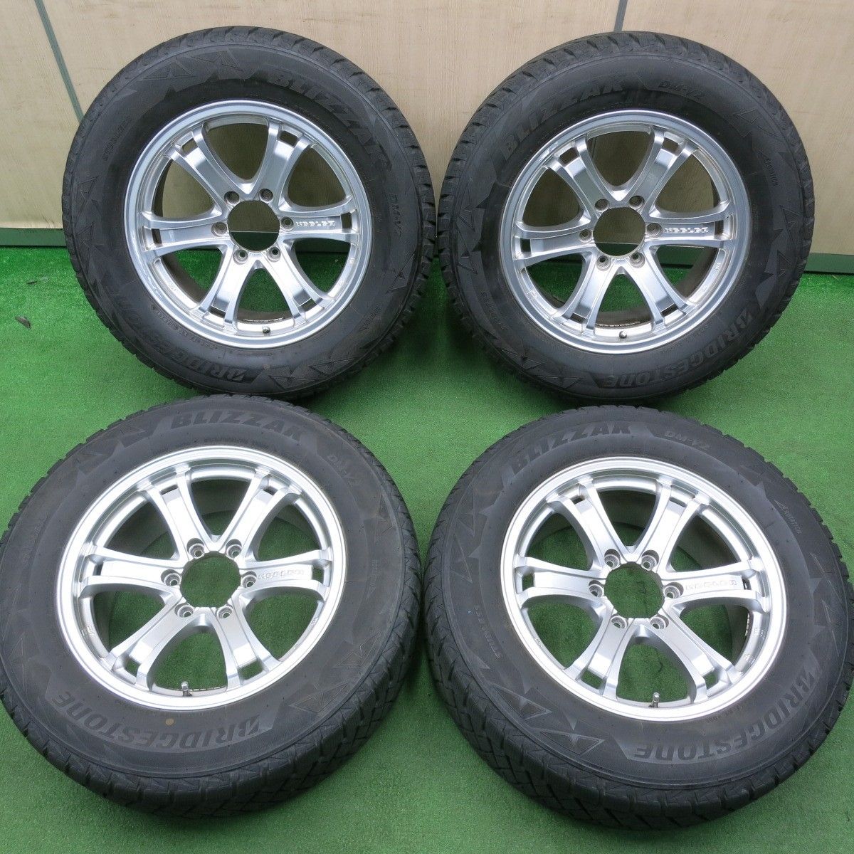 [送料無料] キレイKEELER 265/60R18 スタッドレス ブリヂストン ブリザック DM-V2 キーラー 18インチ PCD139.7/6H5020306TNス