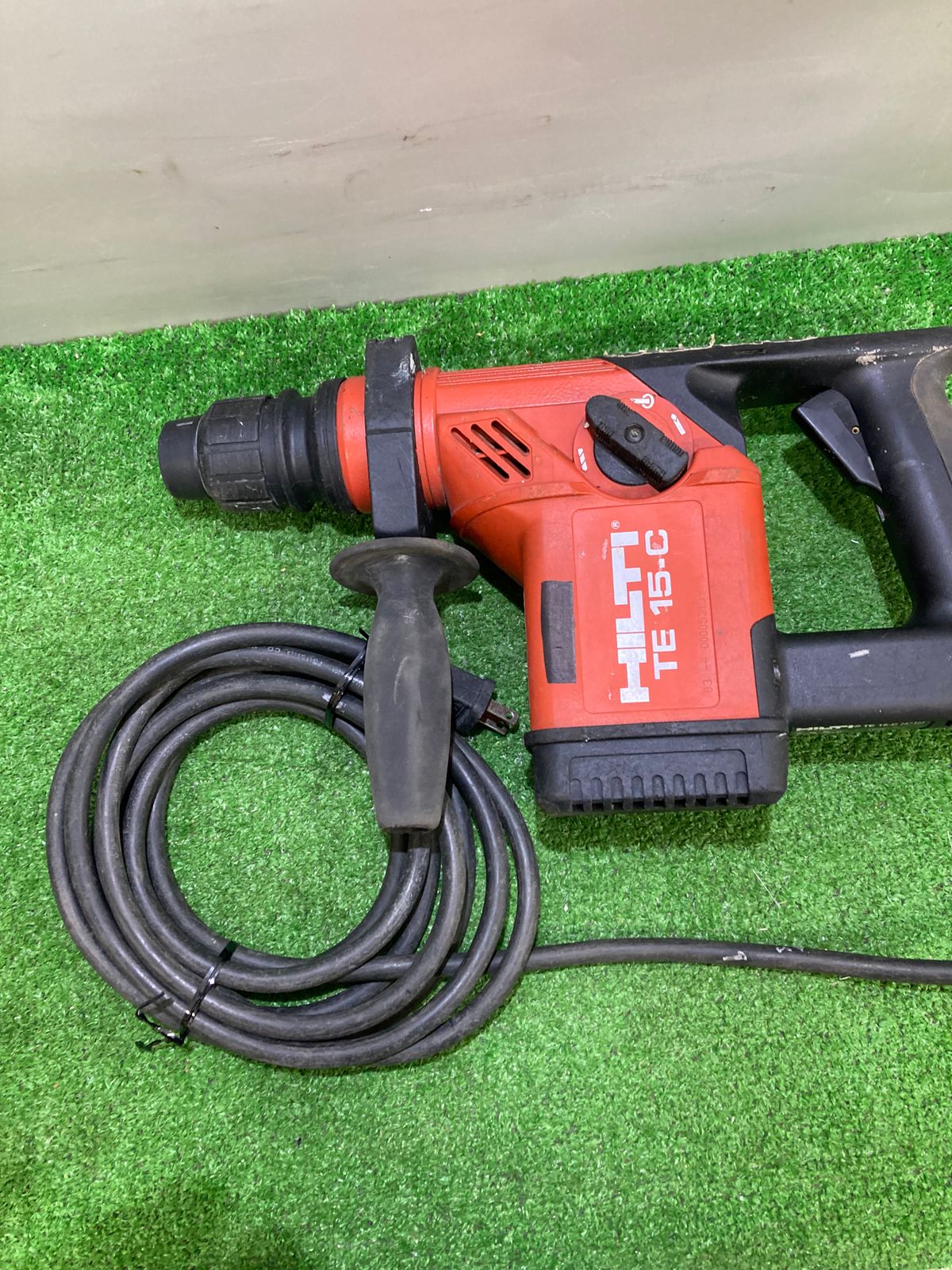 中古品】【0921】☆HILTI ロータリーハンマドリル TE15-C ITNXOO74O8X2