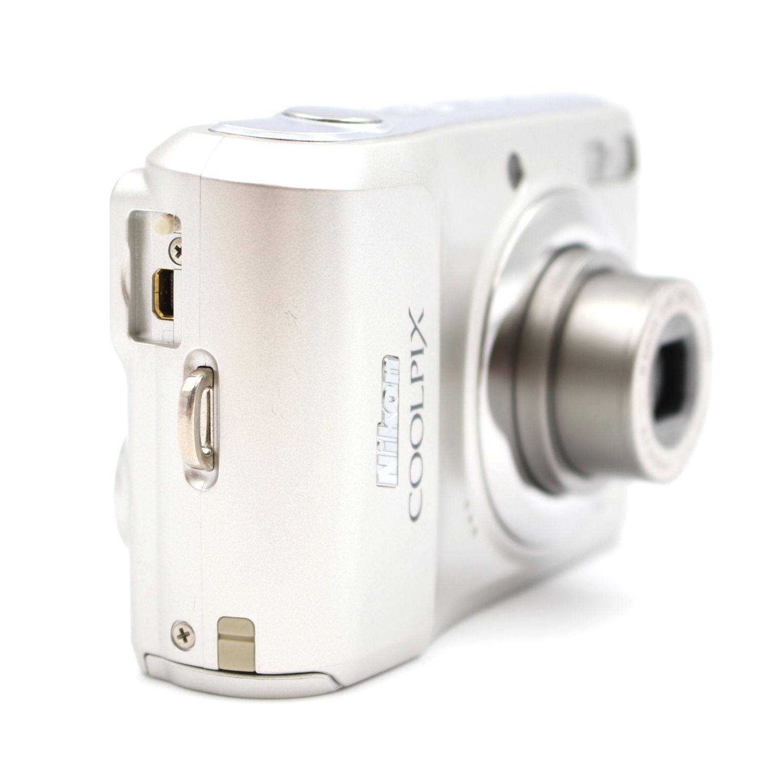 □極上品□ Nikon COOLPIX L20 シルバー コンパクトデジタル