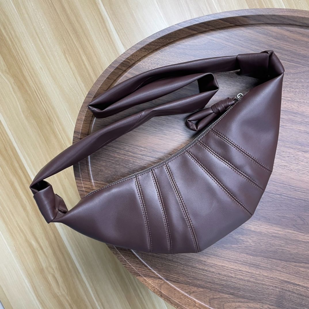 美品 LEMAIRE ルメール クロワッサン レザー ショルダーバック  