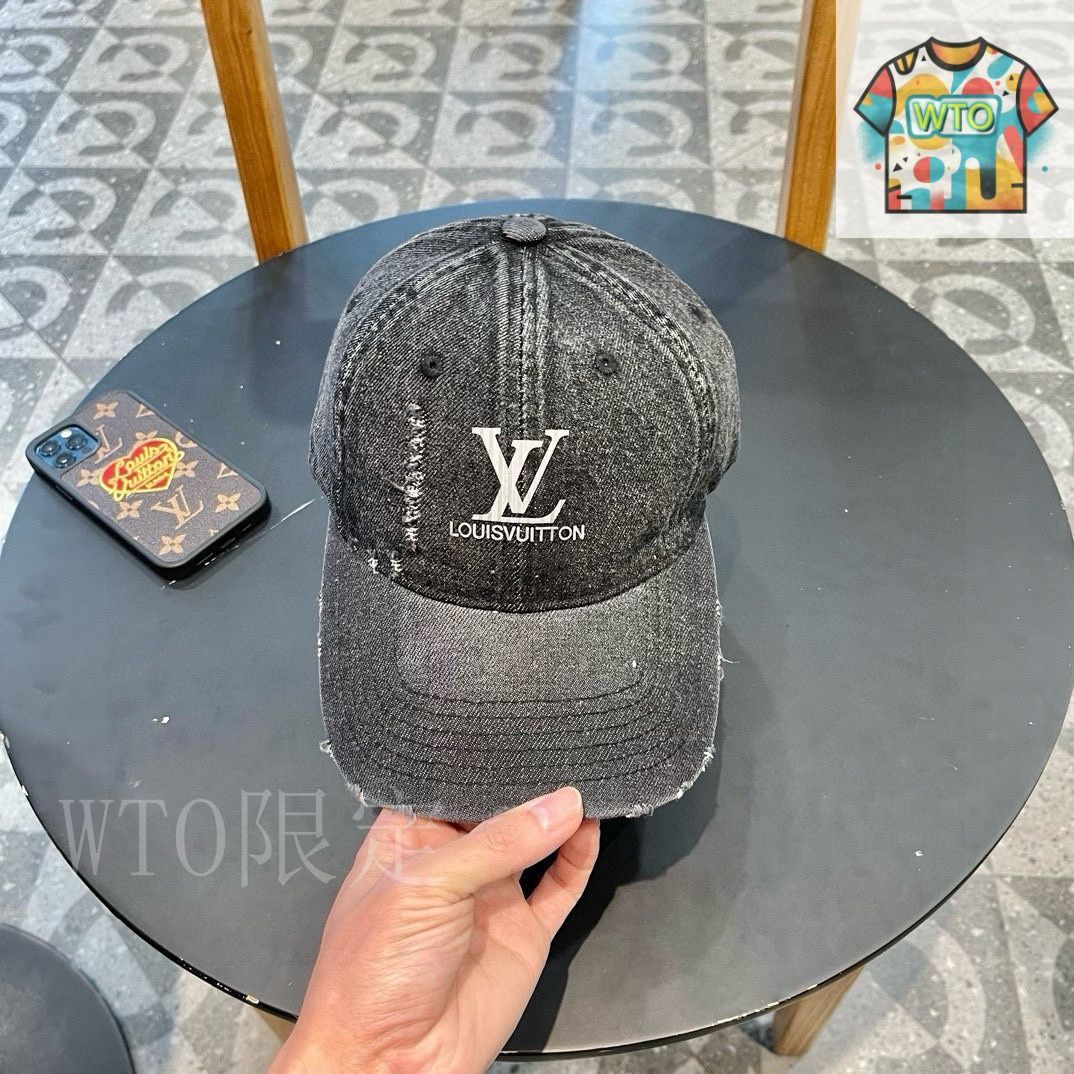 Louis Vuitton 黒 ベースボールキャップ　未使用品 LOUIS VUITTON】ルイ・ヴィトン ベースボール モノグラム