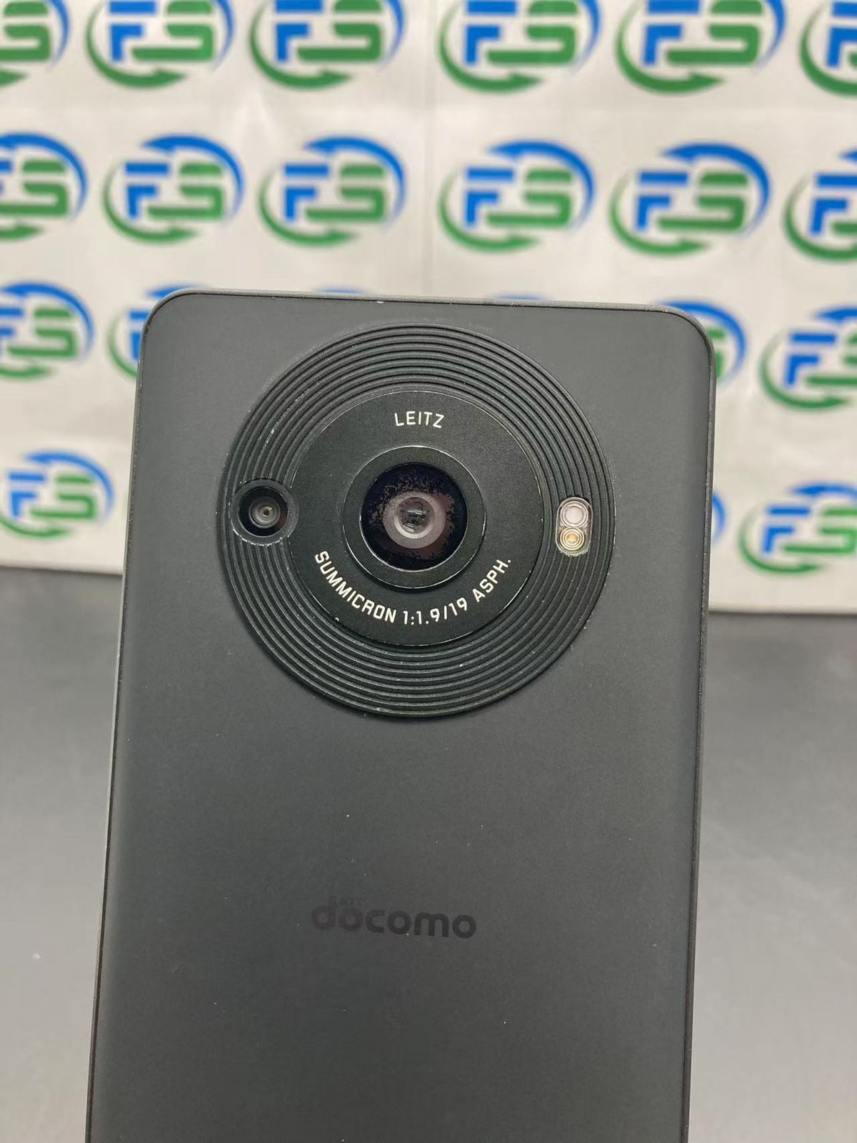 良品 AQUOS R8 pro SH-51D 256GB ブラック SIMフリー カメラ 良品 AQUOS R8 pro SH-51D 256GB ブラック SIMフリー カメラ