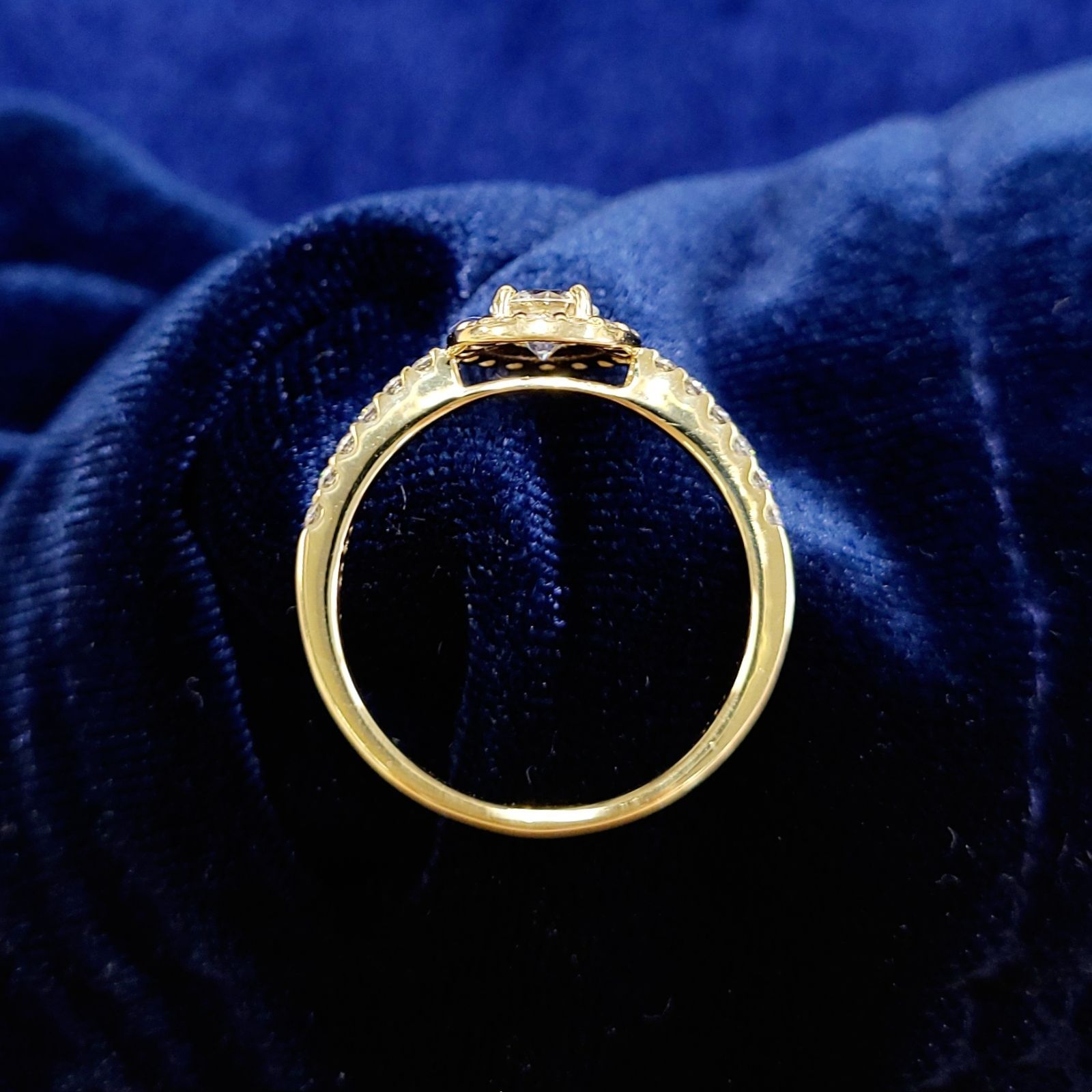 0.34ct D VVS2 VERY GOOD ダイヤモンド ヘイロー リング 大人気！ D VVS2 VERY GOOD ダイヤモンド ヘイロー リング