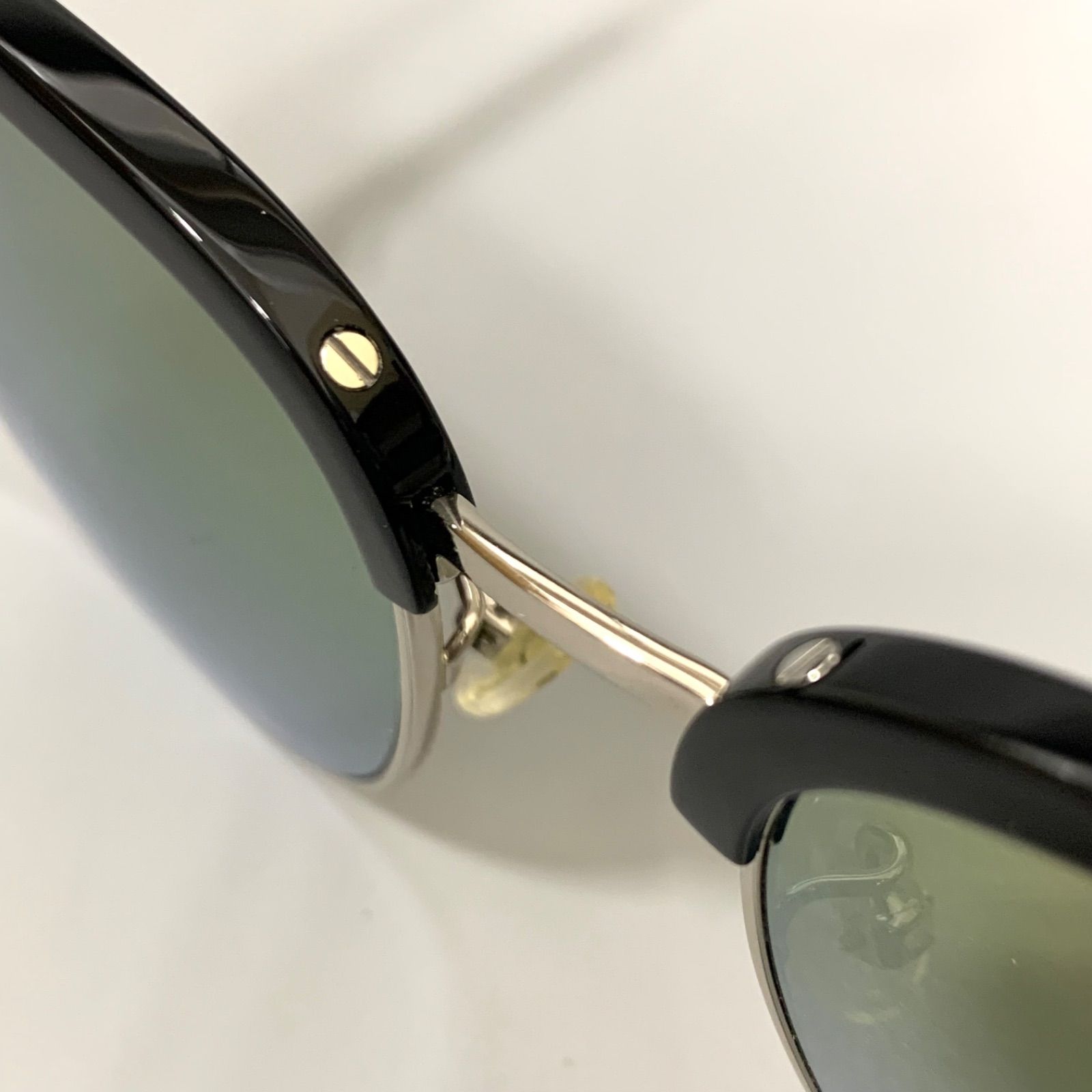 正規品✴︎新品・モンクレールサングラス✴︎ミラーレンズサングラス！円形にちかい モンクレール メンズ サングラス MONCLER ロゴ ブラックレンズ