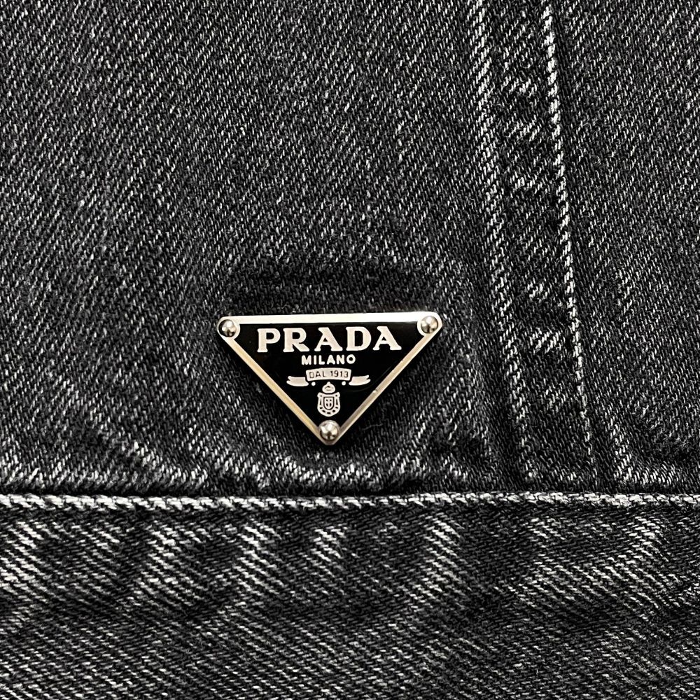 PRADA プラダ 品番 ACU1 2022 2657 加工 ブラック Gジャン デニム