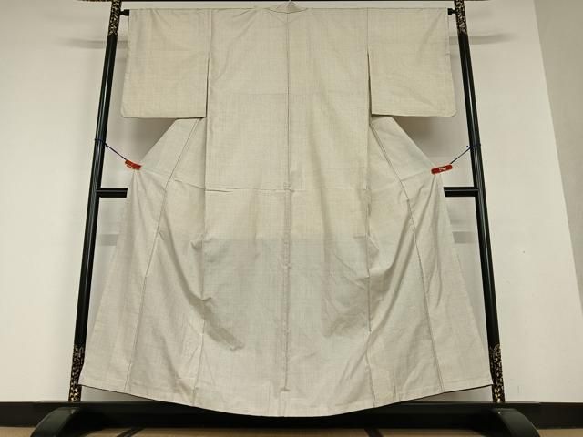 平和屋着物●本場大島紬　白大島　一元絣　正絹　逸品　AAAV7045zg 平和屋着物○本場大島紬 白大島 一元絣 正絹 逸品 AAAV7045zg - メルカリ