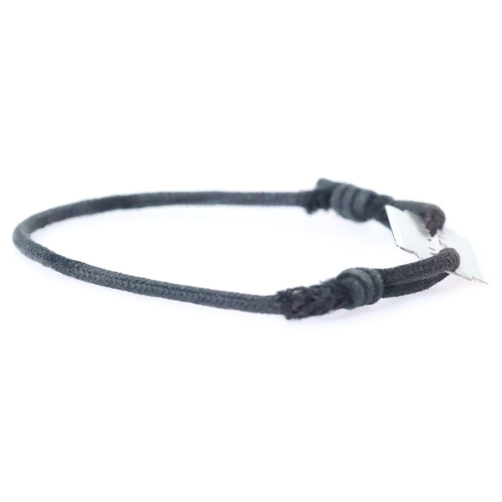 カミソリモチーフ