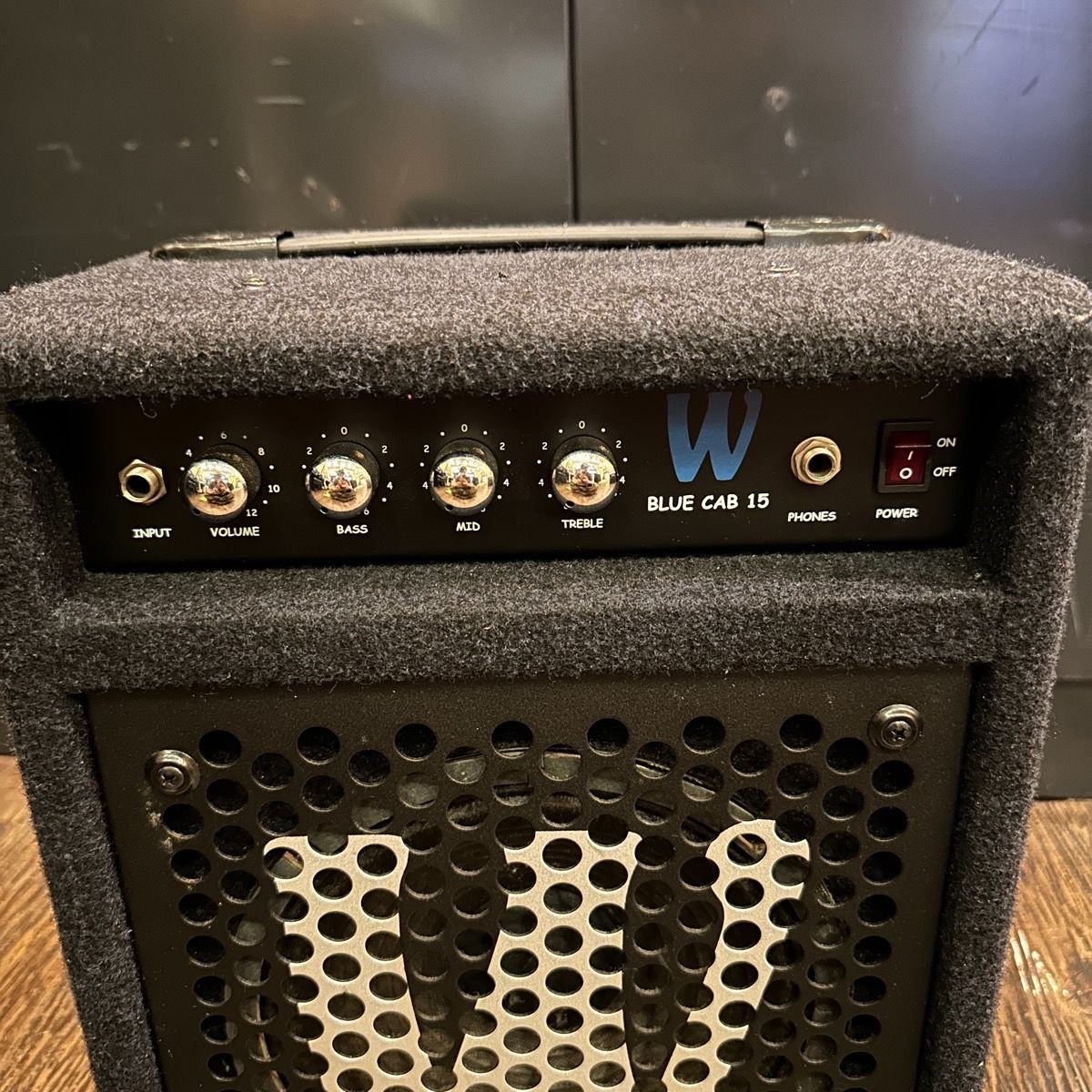 【美品/廃盤品】Warwick ベースアンプ BLUE CAB 15.1 美品/廃盤品】Warwick ベースアンプ BLUE CAB 15.1