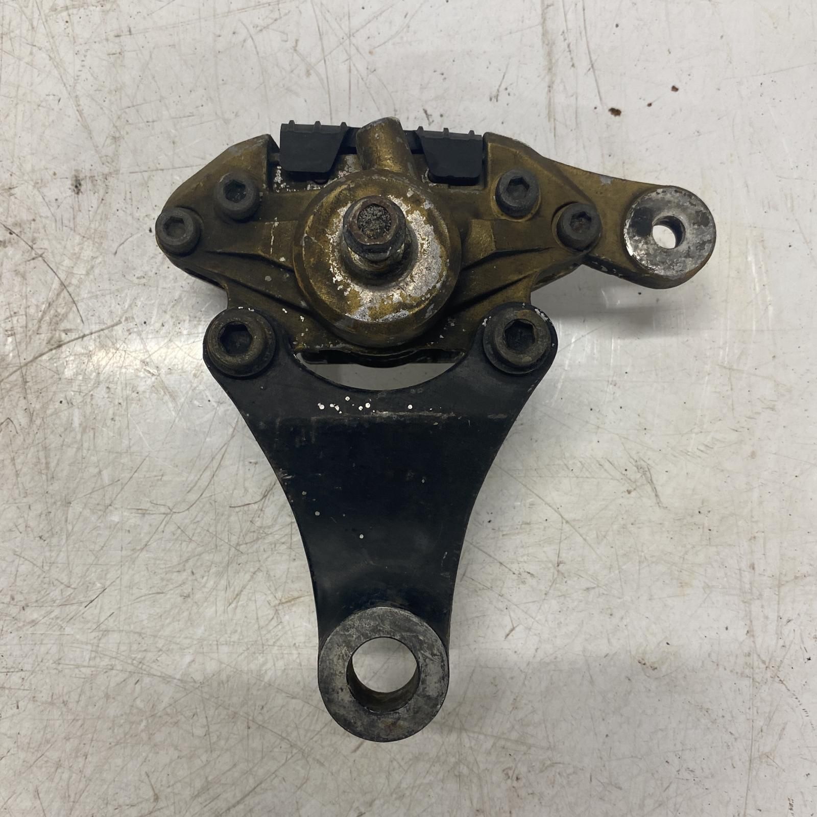 SUZUKI GSX1100F リアキャリパー スズキ