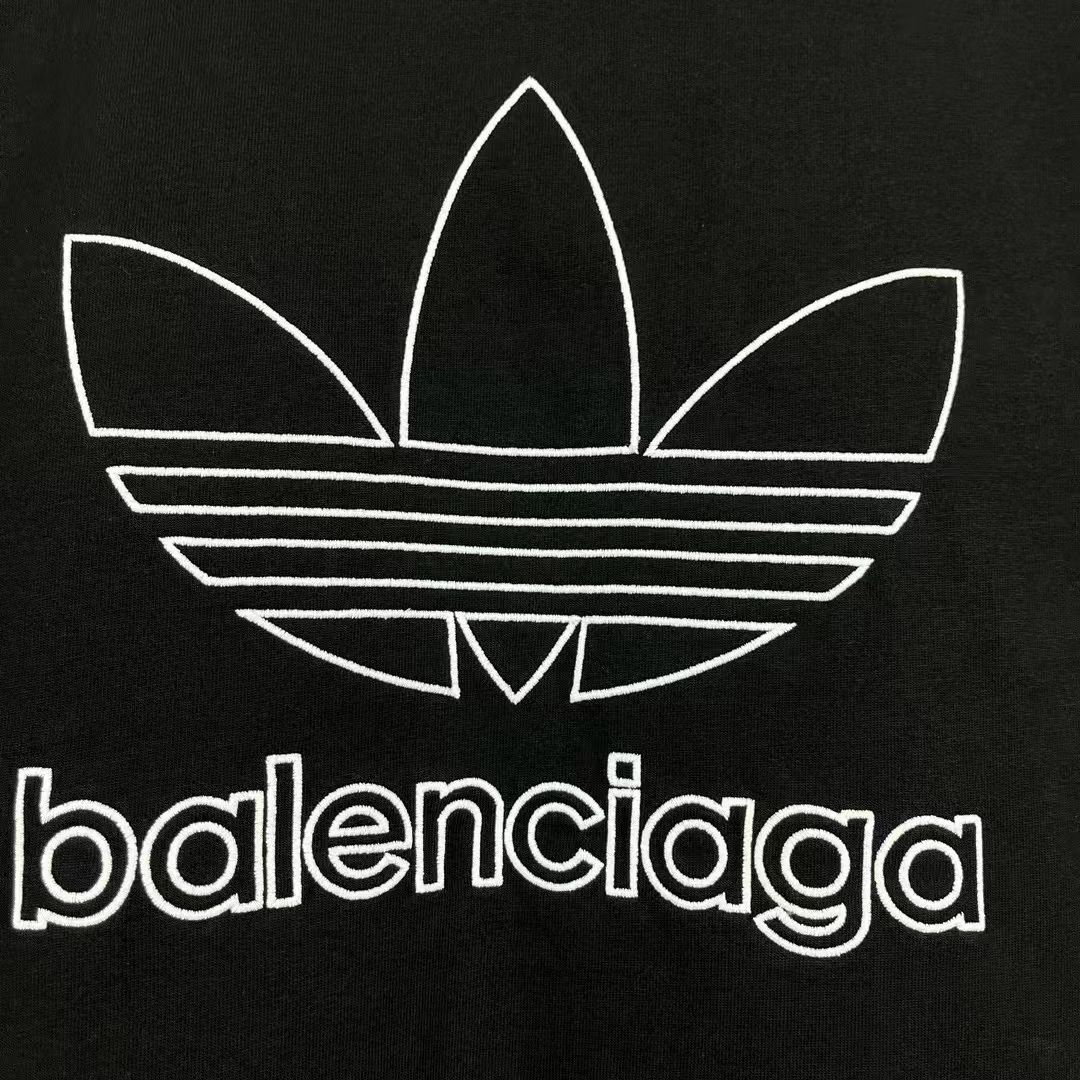 adidas x Balenciaga - Logo Print T-Shirt in Black