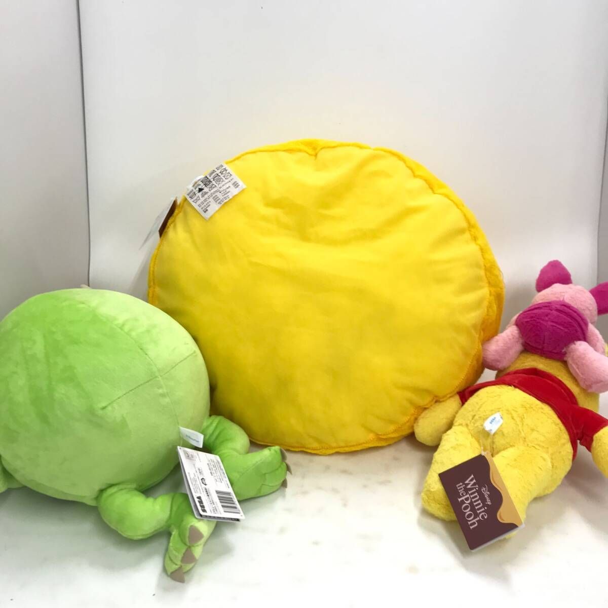 ディズニー　ぬいぐるみ　大量まとめ売り Disney ディズニー キャラクター ぬいぐるみ 大量まとめ売り 約