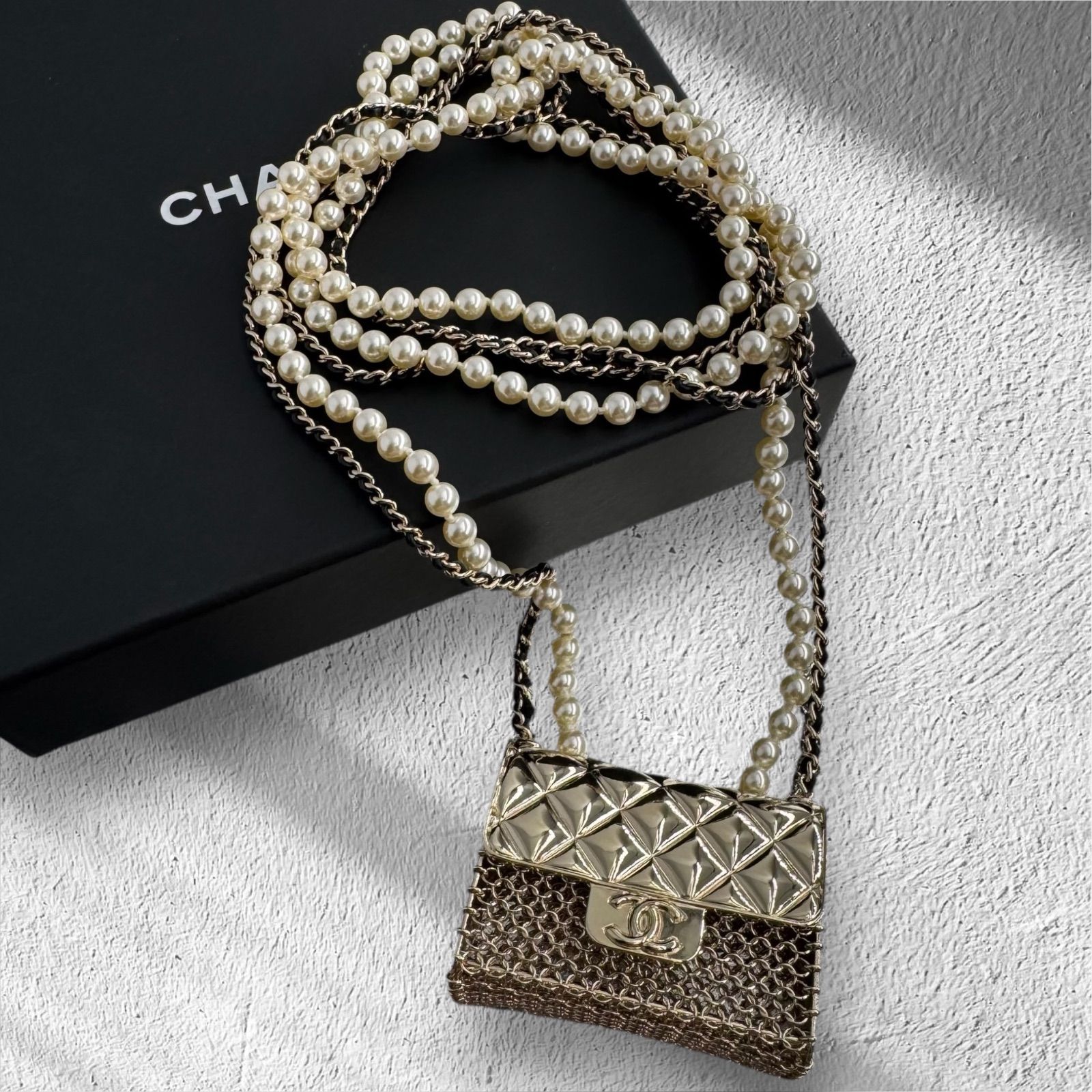 CHANEL バッグ型ロングネックレス メタル ラムスキン コスチューム