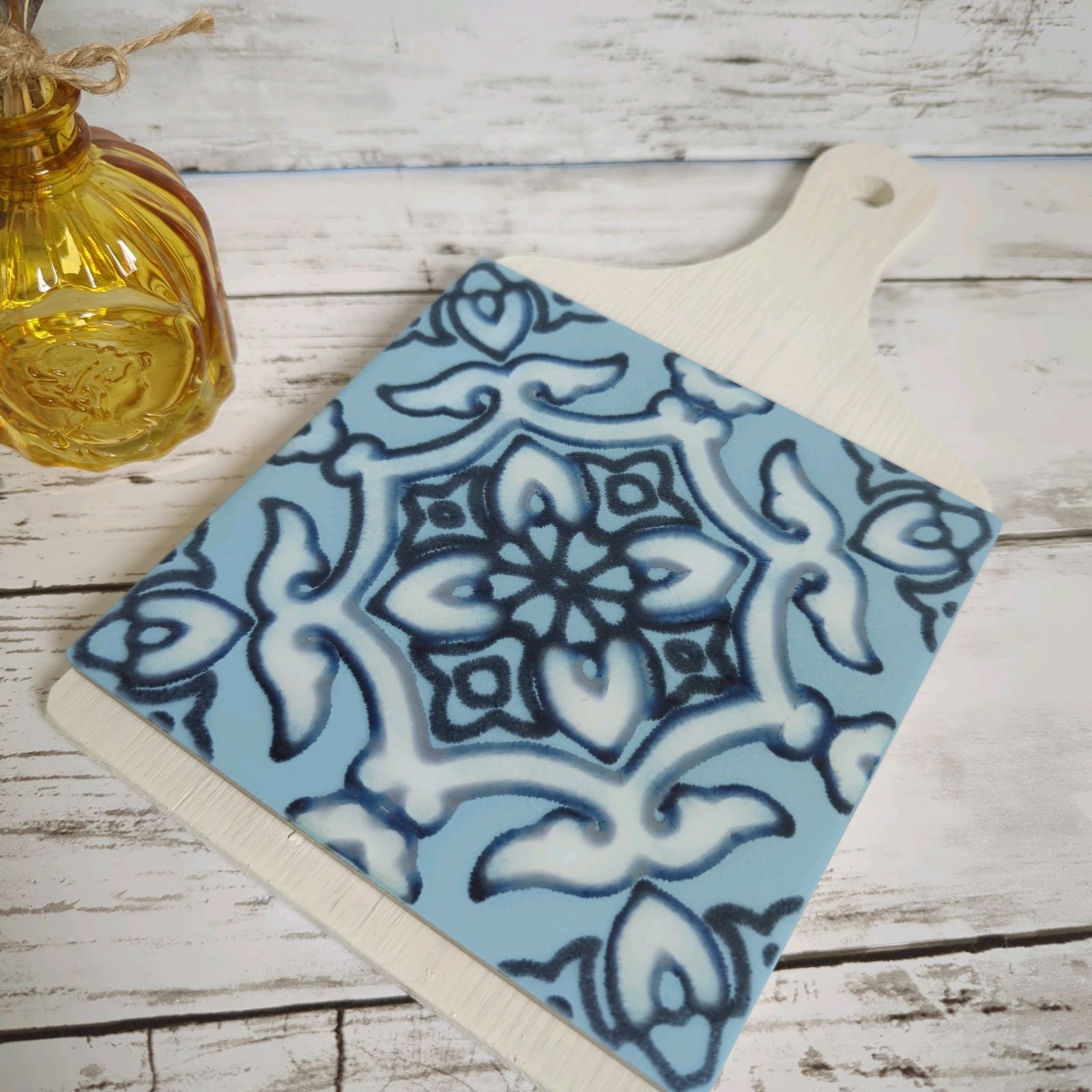 カッティングボード 鍋敷き タイルアレンジ ハンドメイド - メルカリ