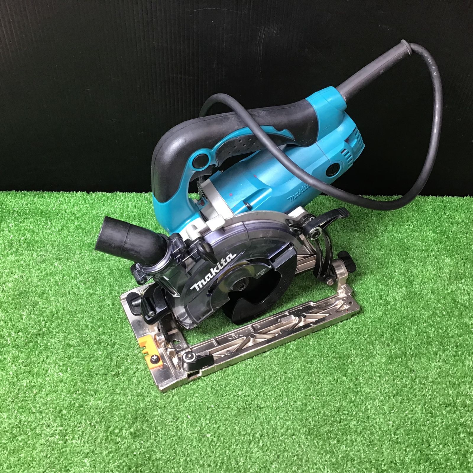 マキタ(makita) 防じん丸のこ KS5200FX【岩槻店】