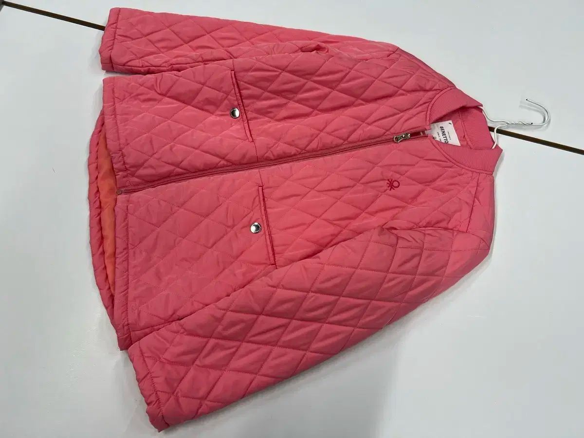 【雷市場（ポンジャン）商品韓国直送】 BENETTON(ベネトン) 155 軽量 ピンクパディング