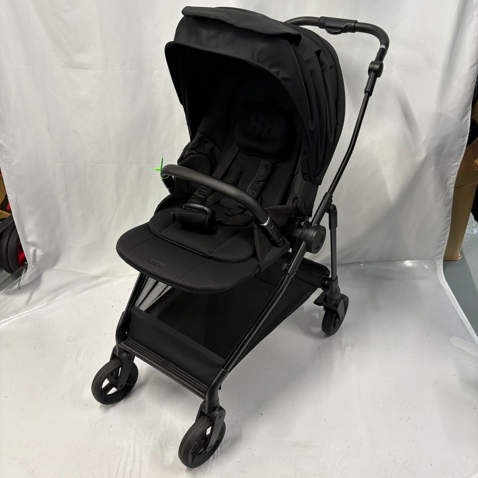 極美品 Aprica ルーチェフリー ブラック 黒 LUCE Free AB（ルーチェ