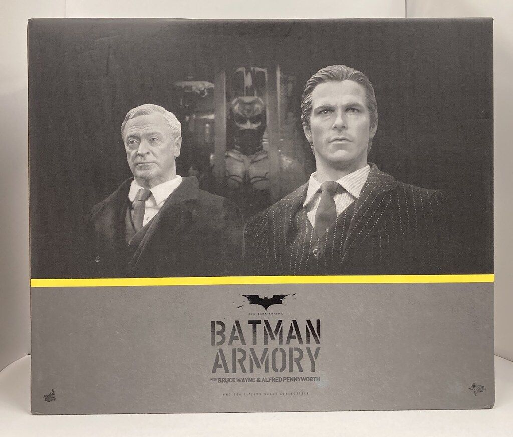HOTTOYS MOVIE MASTERPIECE BATMAN ARMORY | BRUCE WAYNE - ALFRED PENNYWORT MMS236