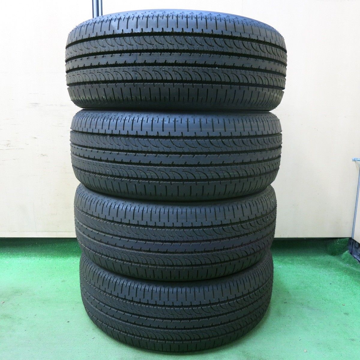 225 55 18 ヨコハマ　ジオランダー　SUV タイヤ　デリカ ヨコハマタイヤ ヨコハマ ジオランダー SUV G055W 225/55R18 225