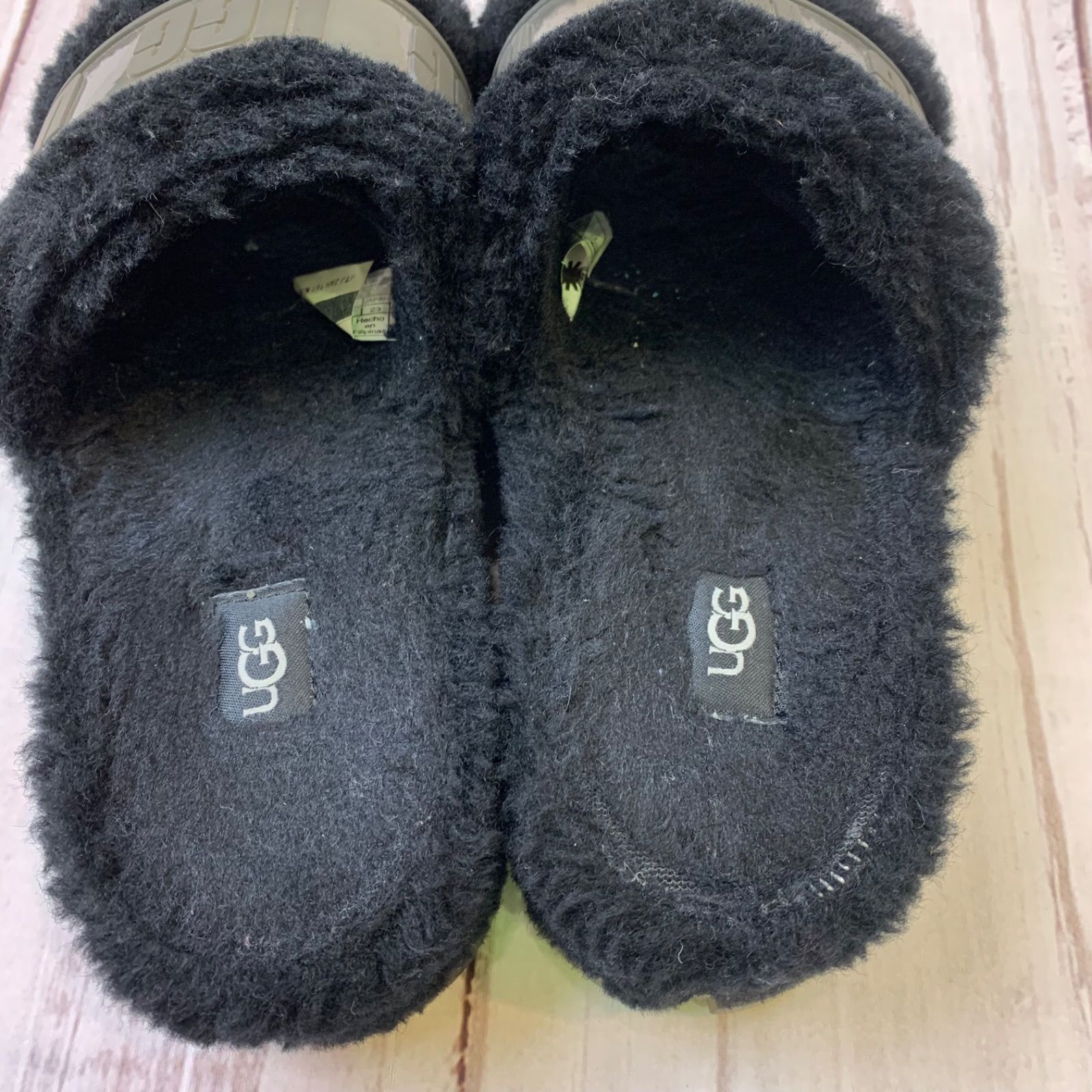 ☆UGG アグ フラッフィータクリアボアサンダル レディース サイズ23