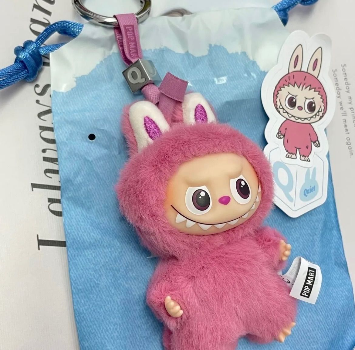ラブブ PIN FOR LOVE POPMART イニシャル Q ぬいぐるみ LABUBU