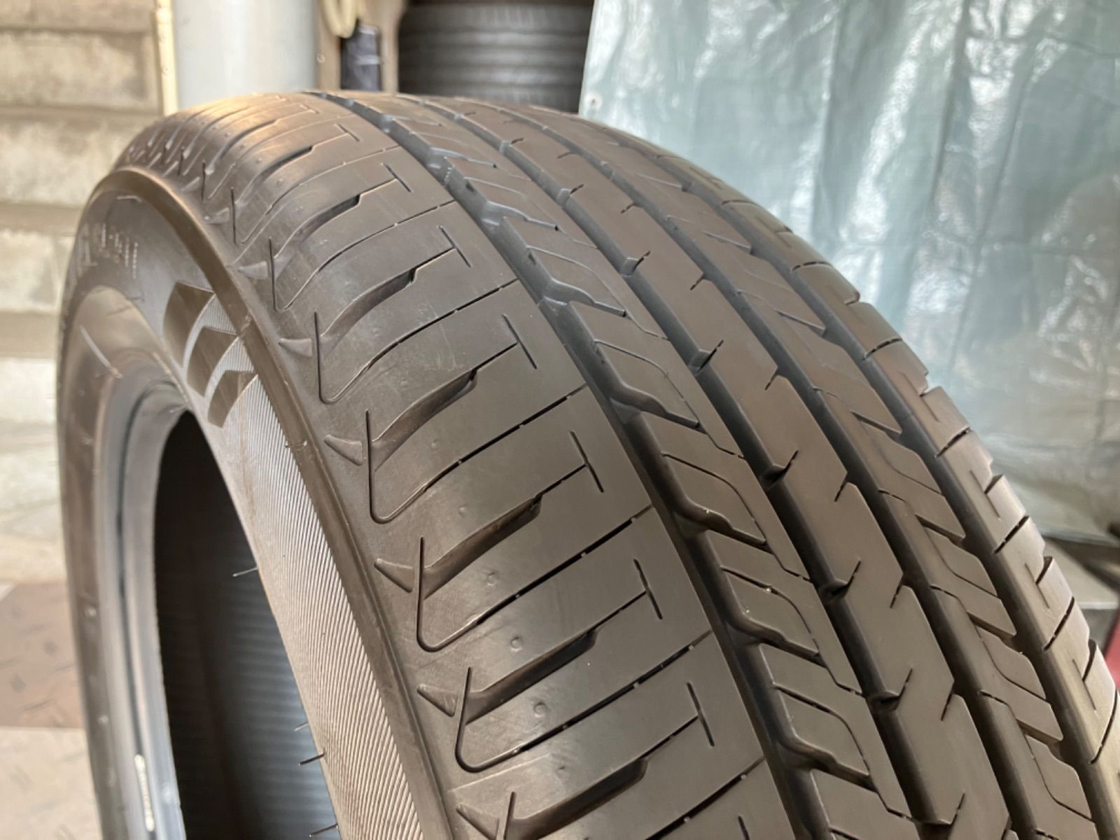 BS セイバーリング215/45R17.23年製．9.5分山．1本．