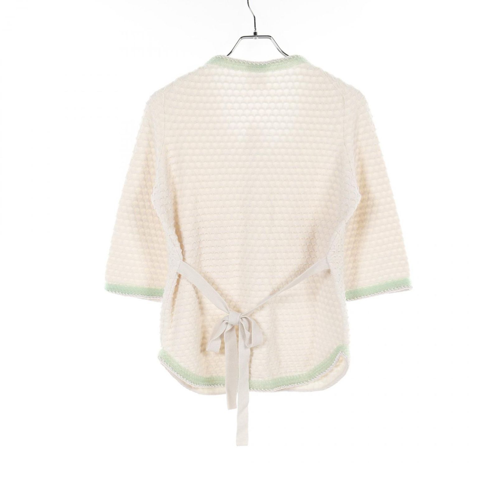 CHANEL - シャネル CHANEL ココマーク パールボタン ノーカラージャケット 衣料品 アウター カシミヤ レディース ホワイト系 / グリーン系 P43870 K04524 【中古】 シャネル CHANEL ノーカラージャケット ココマーク パールボタン