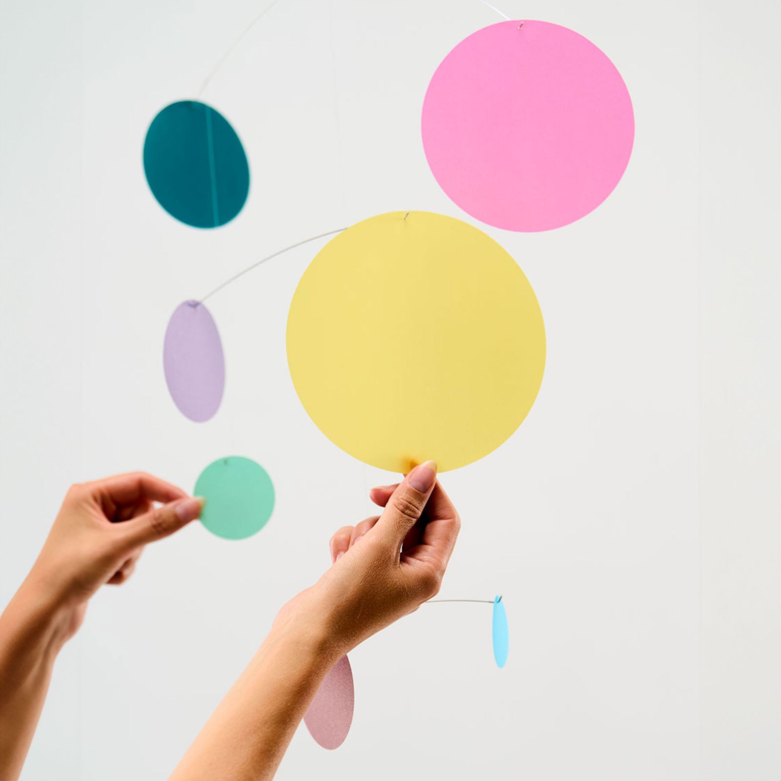 モビール 北欧 デンマーク製 Confetti colours FLENSTED mobiles フレンステッド モビール 32x165W