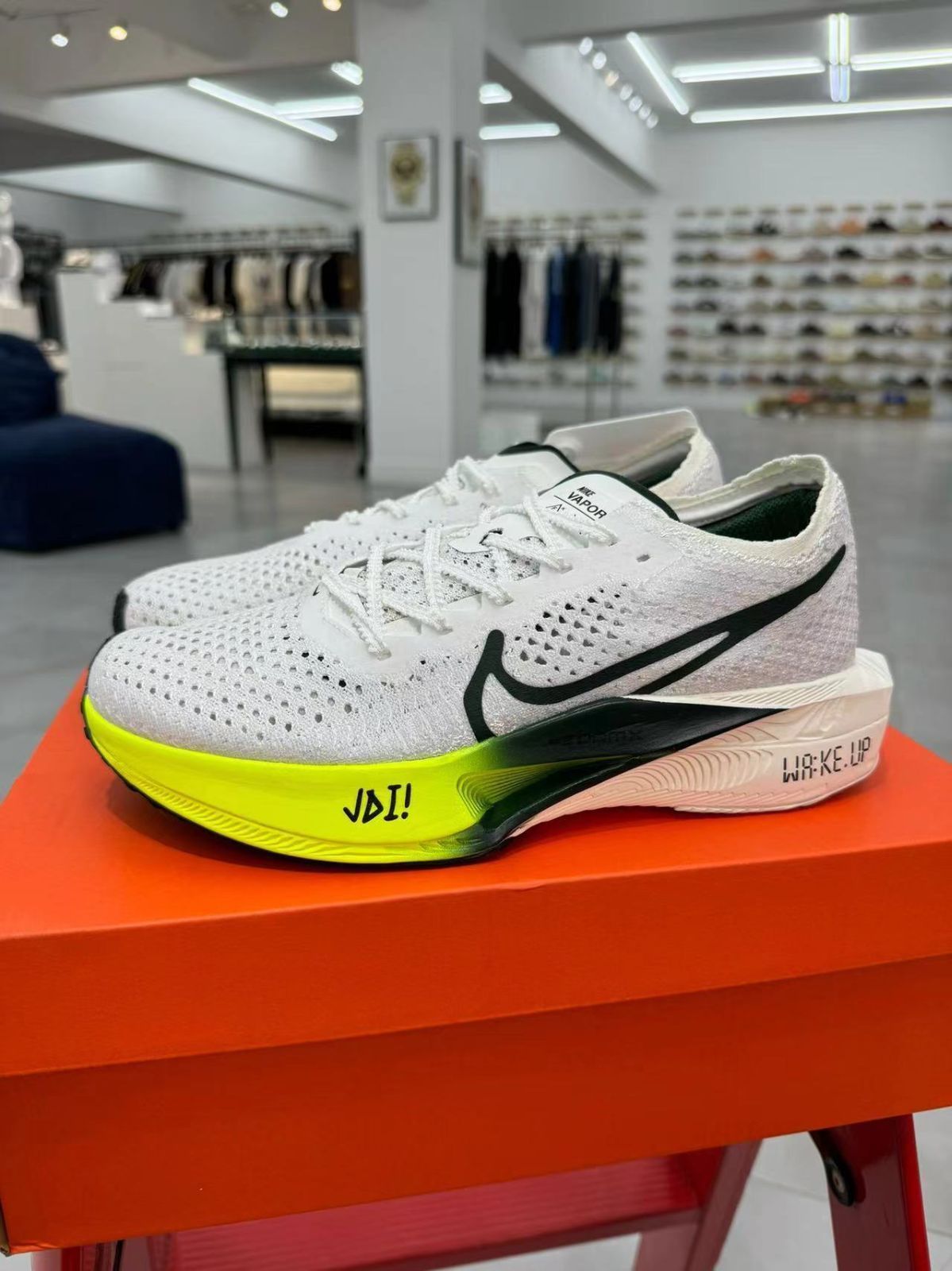 Nk Zoomx Vaporfly Next 白緑 26cm