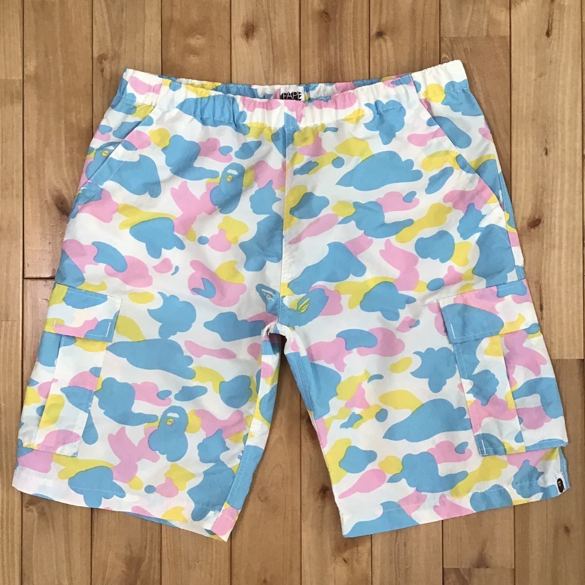 A BATHING APE BAPE キャンディーカモ　ショーツ　ハーフパンツ マルチカモ ハーフパンツ candy camo BAPE ベイプ ape 迷彩