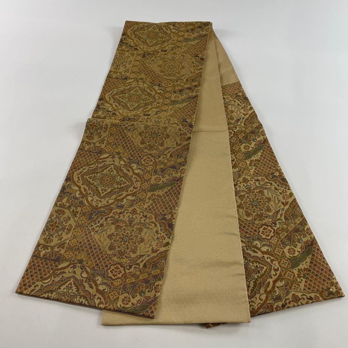 ［平目］　袋帯　中古美品 O-672 袋帯 美品 名品 華文 尾長鳥 金糸 薄茶色 六通 正絹 【中古