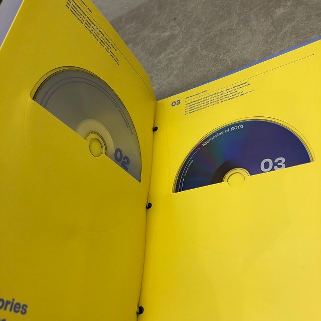 BTS Memories 2021 メモリーズ DVD トレカ SUGA ON HAND ] BTS SUGA Memories of 2017 DVD Photocard > ₱3,200