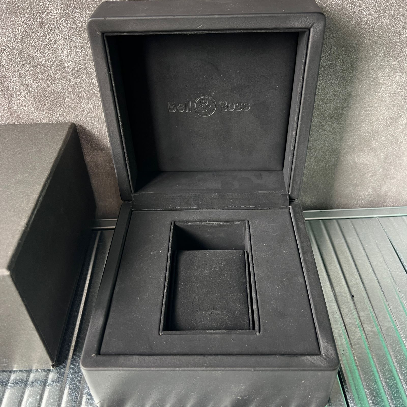 ベル＆ロス BELL&ROSS 空箱 時計ケース BOX 取扱説明書付 - メルカリ