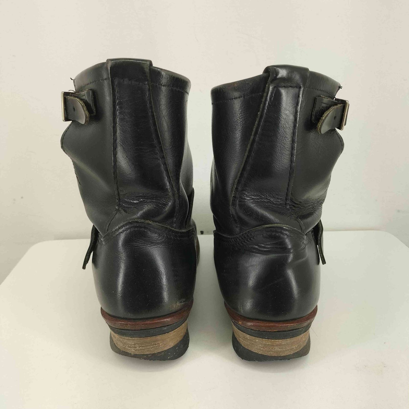 RED WING