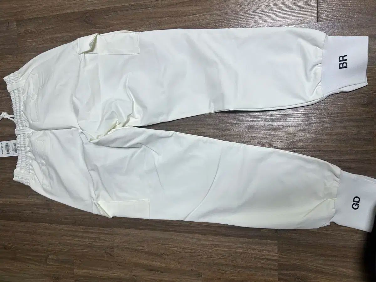 ゴールデンベア ホワイト カーゴ ジョガー WS