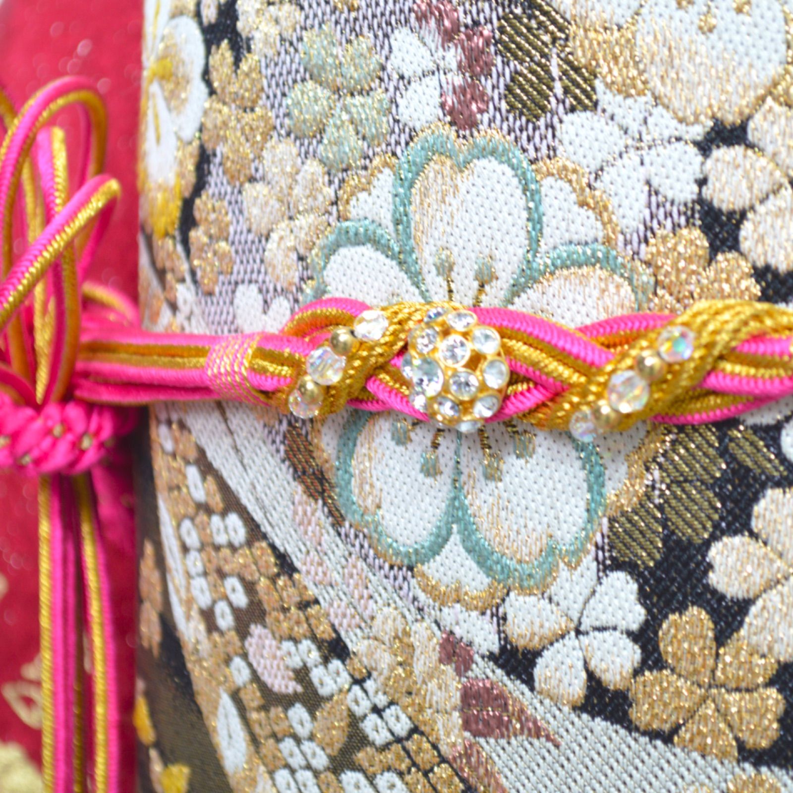 美品》正絹 振袖フルセット M〜Lサイズ 成人式 新古典 金彩 レッド