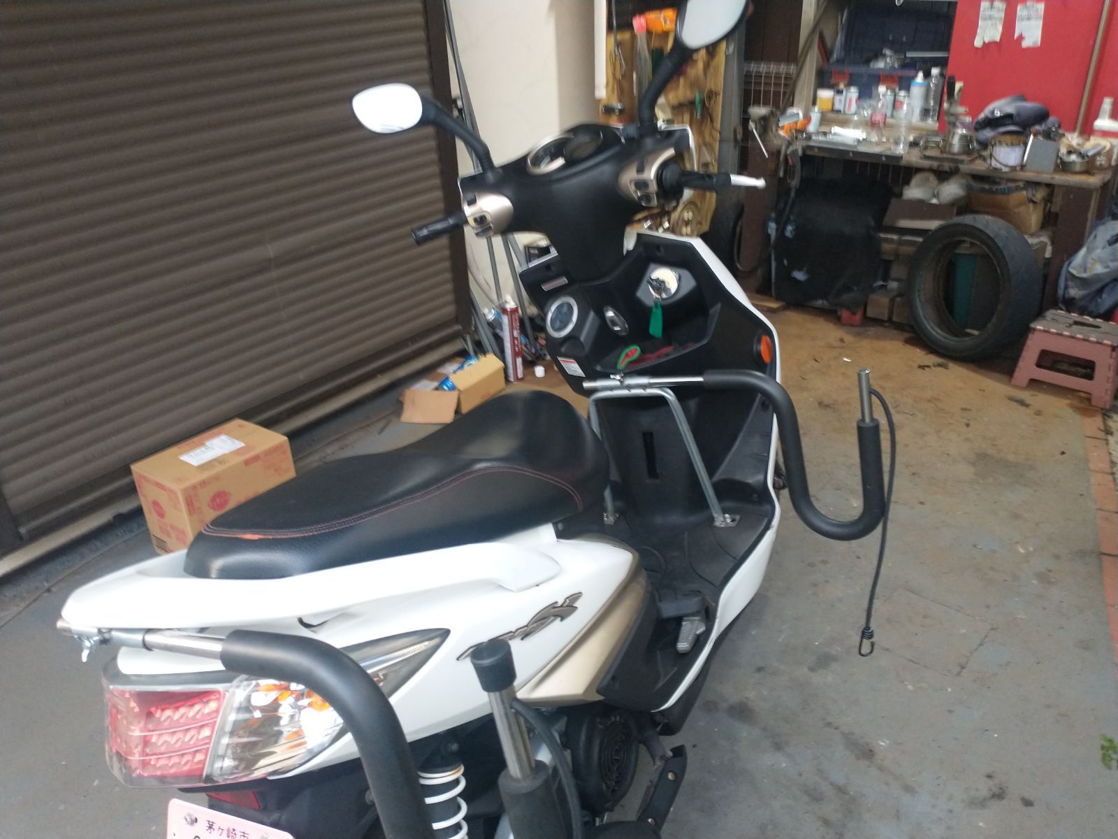 レッツアドレスシグナスFRセット原付二種原付スクーター用サーフボードキャリア リードアドレスシグナススーパーカブDIO原付二種、原付