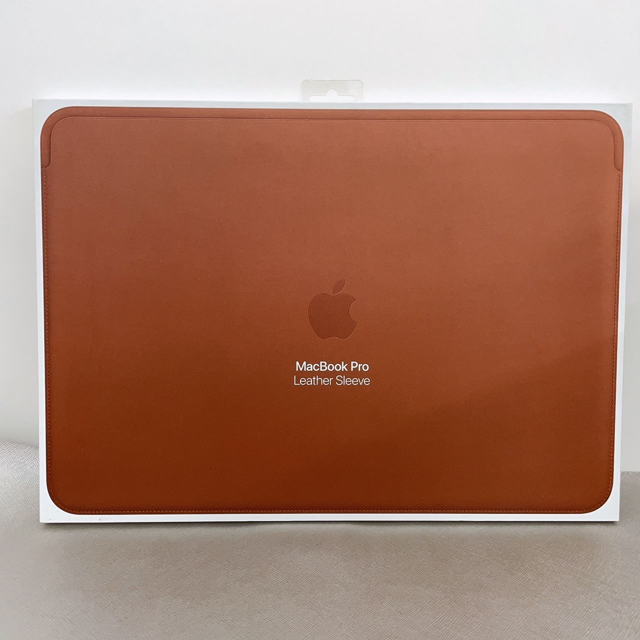【新品未使用】 15インチMacBook Pro用 純正レザースリーブ