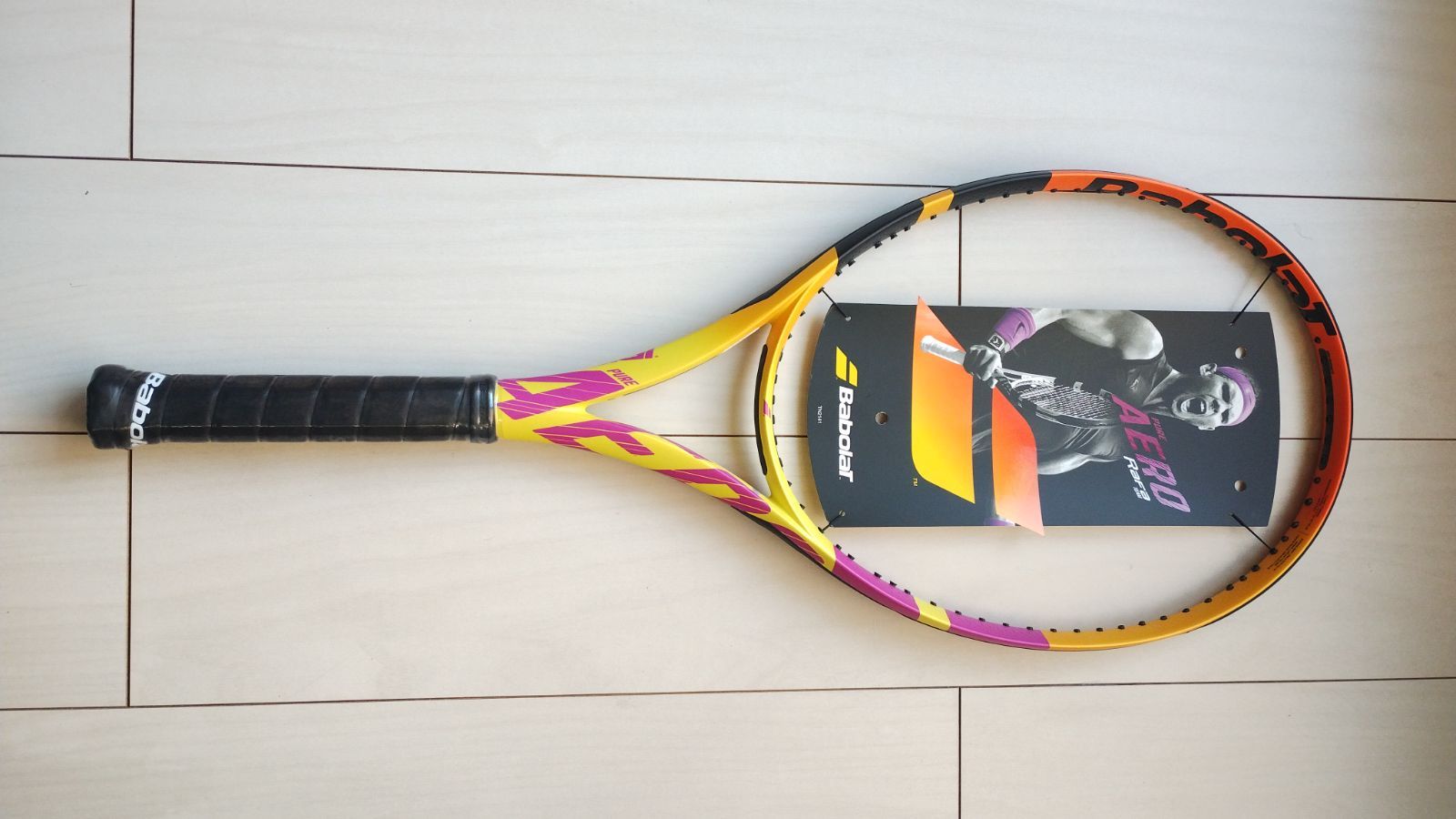 ラファエルナダル バボラピュアアエロラファラケット G2 バボラ