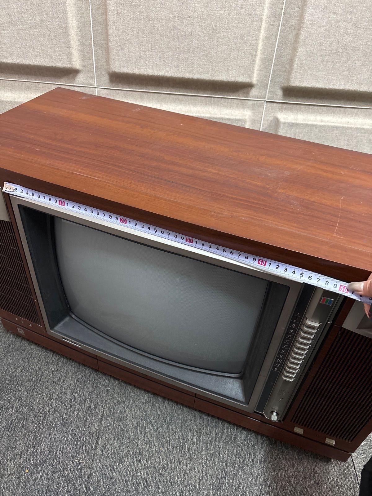 昭和レトロ ブラウン管テレビ 東芝 カラーテレビ - メルカリ